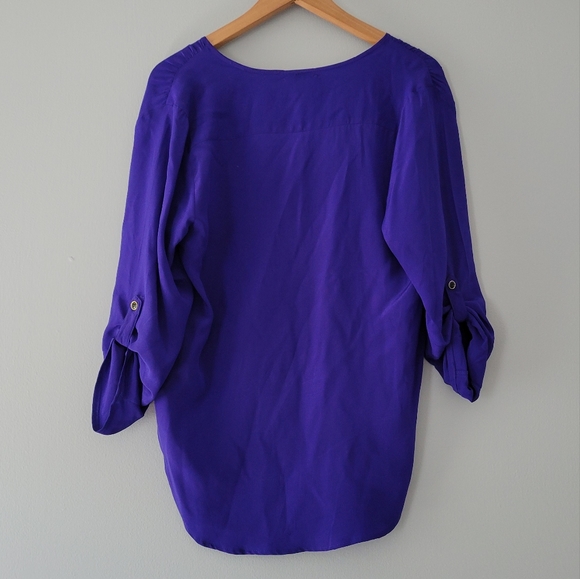Anthropologie Yumi Kim 100% silk blue roll tab sleeve button down pleated top S - Picture 4 of 7